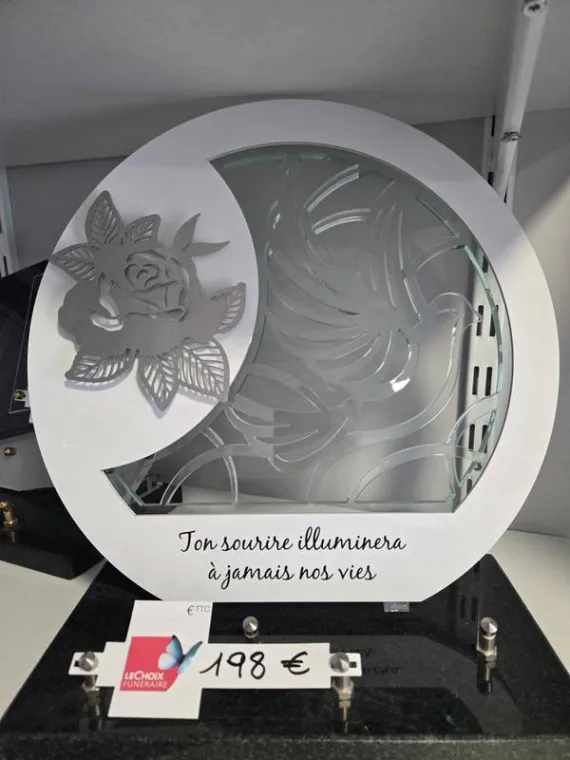 Vente de plaque tombale pour un enterrement à Tourves, Nans les Pins/ Rians/Saint Maximin la Sainte Baume, Pompes Funèbres Cristal